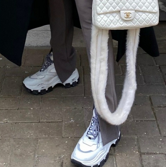 NWT ZARA | Ribbed Flared Leggings - Picture 3 of 12